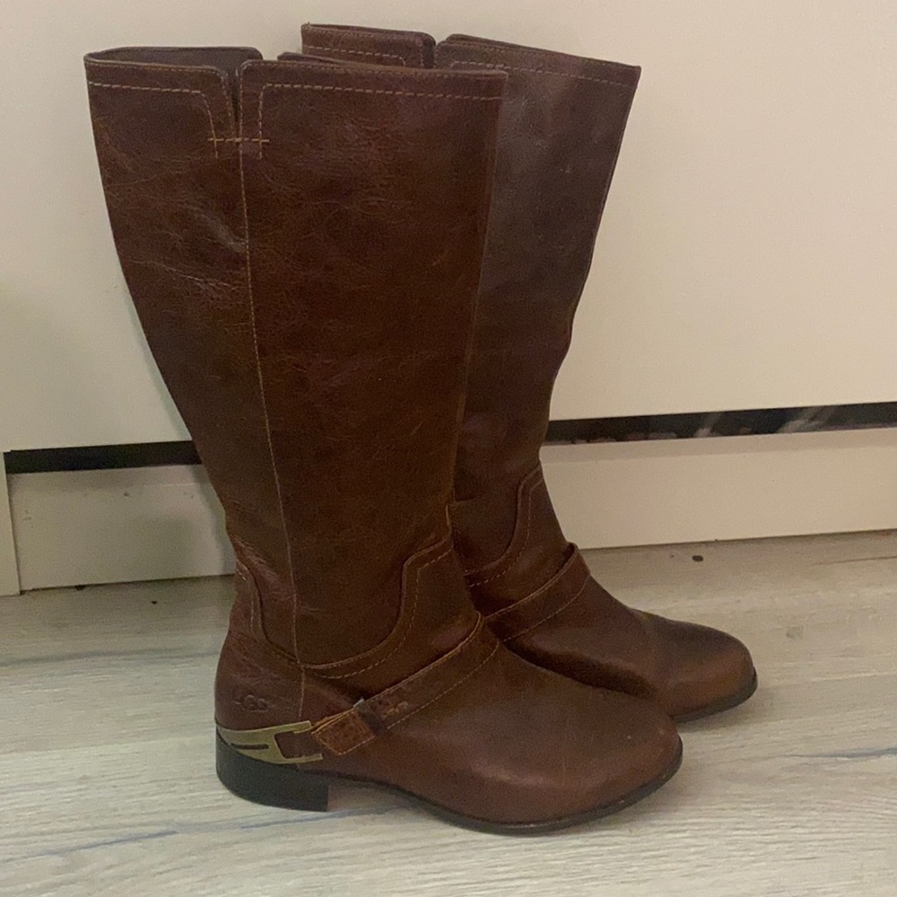 UGG WOMEN'S CHANNING II BOOTS
